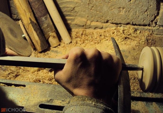 قندان چوبی، آموزش ساخت قندان چوبی, آموزش ساخت قندان چوبی با هنر خراطی, آموزش نجاری, خراطی, چگونه قندان چوبی بسازیم، ساخت قندان با چوب, 