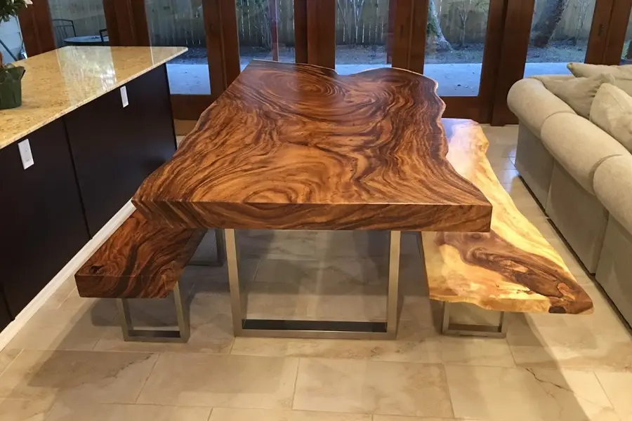 میز و صندلی چوبی روستیک