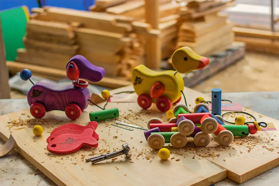 تولید اسباب بازی چوبی